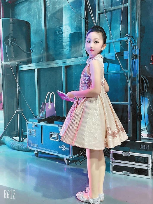 李佳 李佳