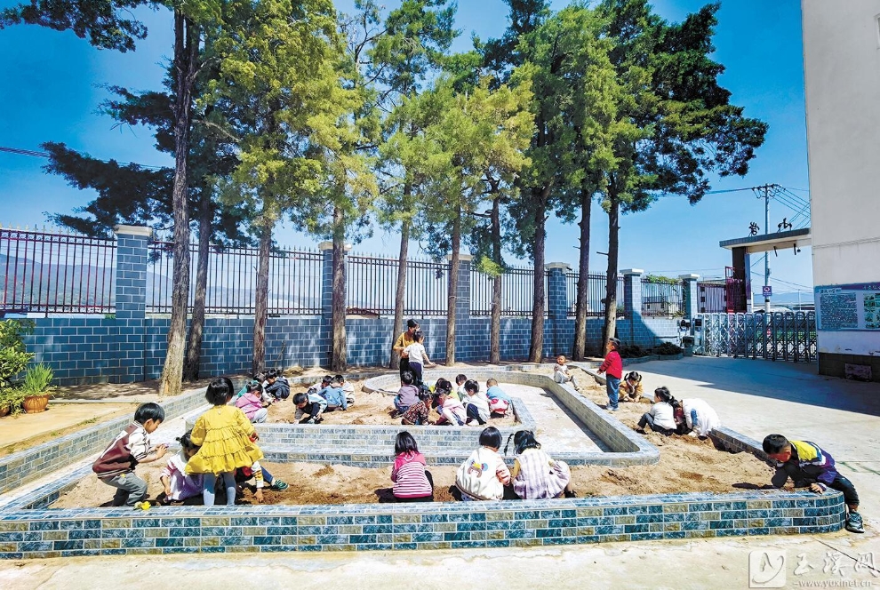 整合后的九龙中心幼儿园，孩子们有了更宽敞的活动场地。